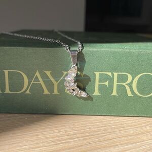 Hiatus | Handmade Moonbeam Silver Necklace